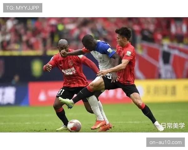 成都蓉城双线作战压力增大 阵容深度与稳定性面临考验